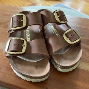 Big Buckle Birkenstock cognac size 39 narrow width